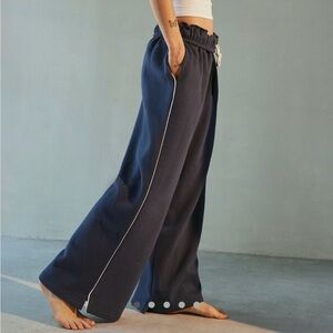 UO-Urban Outfitters-Out from Under Hoxton Piping Wide Leg Sweatpants-Athleisure